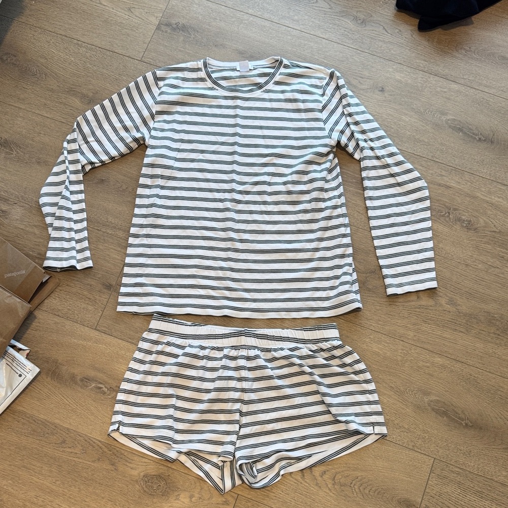 LAKE Pima Crew Long-Short Set Striped Green Pajamas